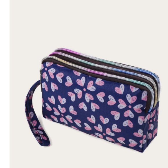 3/30  Women's  Spacious Wallet Wristlet - Picture 2 of 4